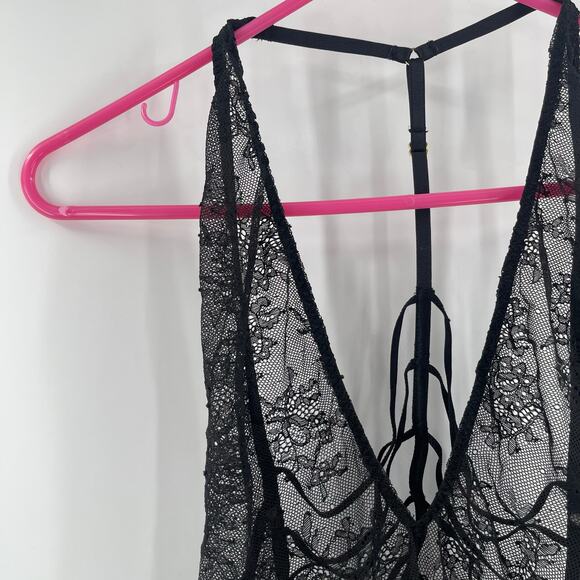 VICTORIA'S SECRET Bodysuit Size Small Lace Lingerie Black Plunge Sexy Strappy - Picture 4 of 12